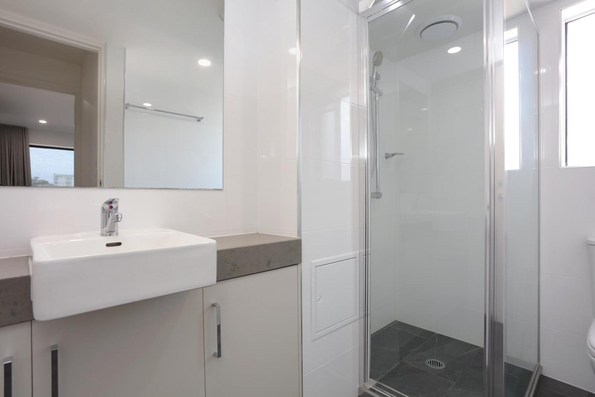 Southport Motel & Apartments โกลด์โคสต์ ภายนอก รูปภาพ